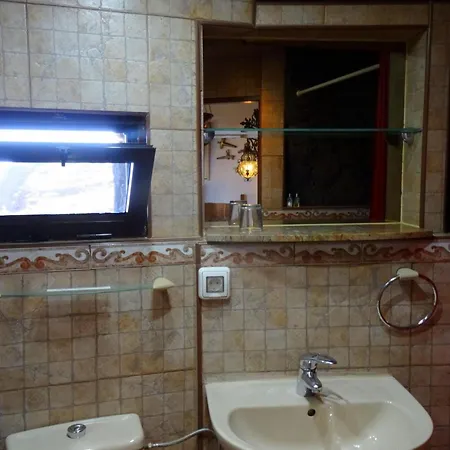 Ferienhaus Schlafen In Einer Vulkanischen Hoehle By Interhome *
